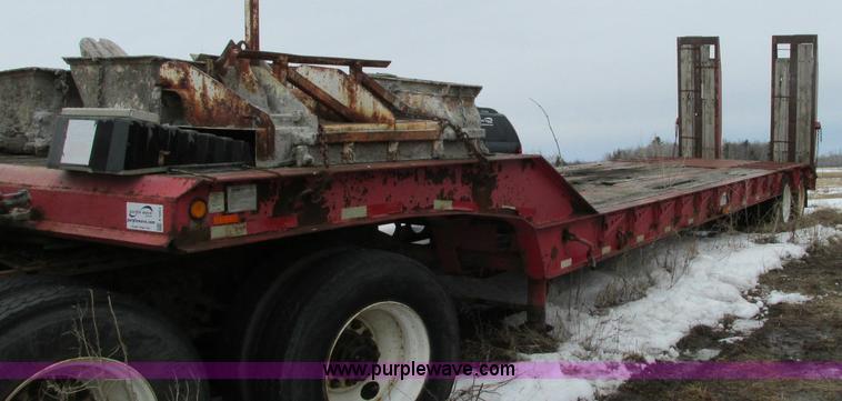 image for item E5063 1999 Olvedi DLB35 45' lowboy trailer