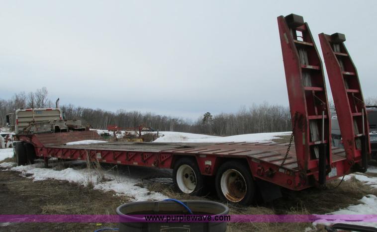 image for item E5063 1999 Olvedi DLB35 45' lowboy trailer