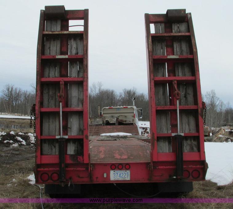 image for item E5063 1999 Olvedi DLB35 45' lowboy trailer