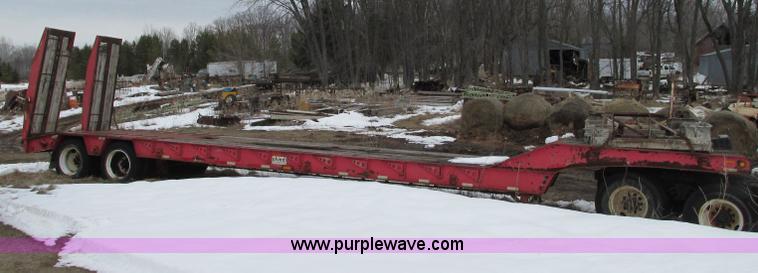 image for item E5063 1999 Olvedi DLB35 45' lowboy trailer