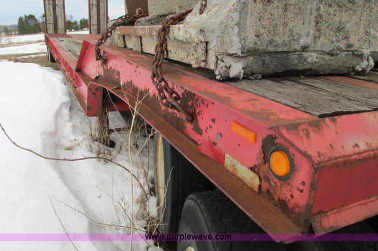 image for item E5063 1999 Olvedi DLB35 45' lowboy trailer