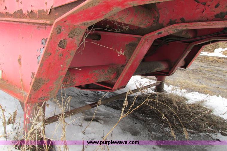 image for item E5063 1999 Olvedi DLB35 45' lowboy trailer