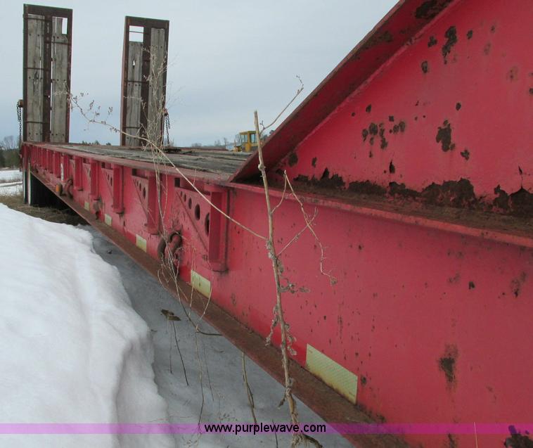 image for item E5063 1999 Olvedi DLB35 45' lowboy trailer