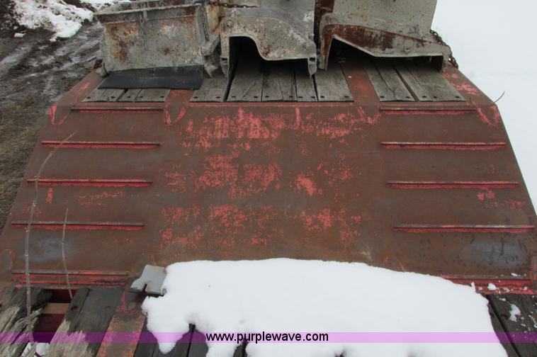 image for item E5063 1999 Olvedi DLB35 45' lowboy trailer