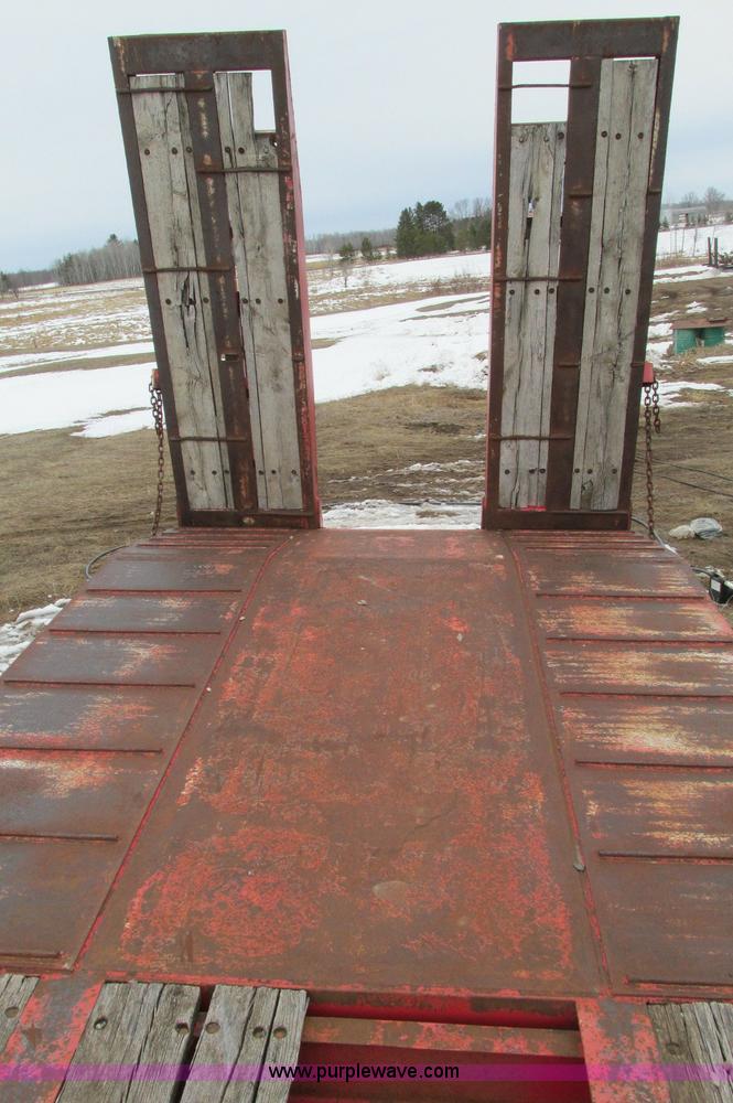 image for item E5063 1999 Olvedi DLB35 45' lowboy trailer