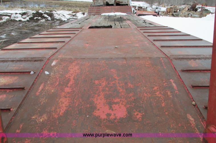 image for item E5063 1999 Olvedi DLB35 45' lowboy trailer
