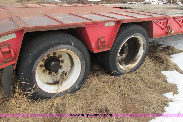image for item E5063 1999 Olvedi DLB35 45' lowboy trailer