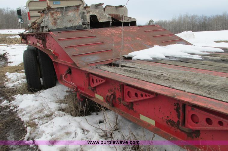 image for item E5063 1999 Olvedi DLB35 45' lowboy trailer