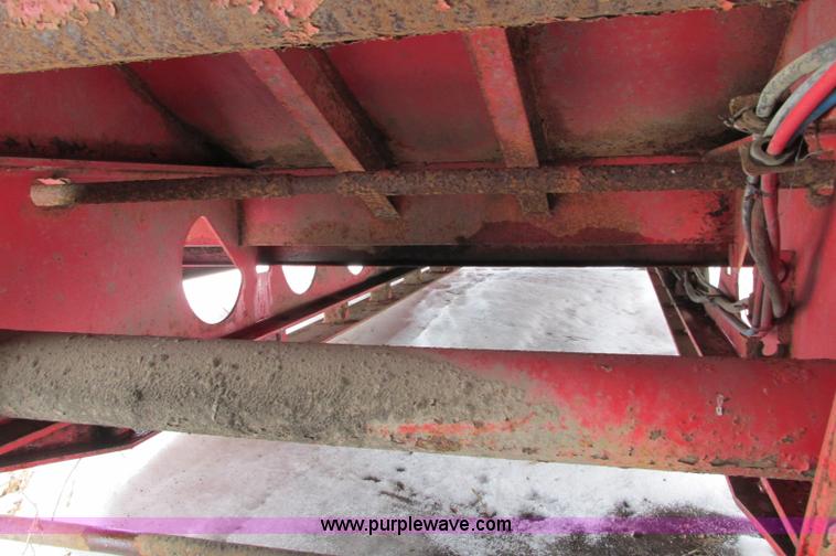 image for item E5063 1999 Olvedi DLB35 45' lowboy trailer