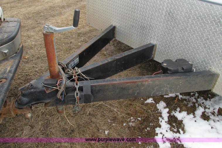 image for item E5065 1998 Wells Cargo EW2024 enclosed trailer