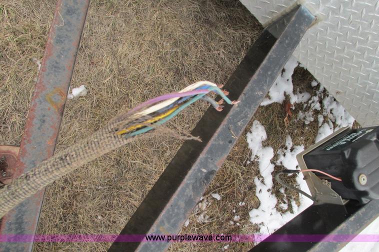 image for item E5065 1998 Wells Cargo EW2024 enclosed trailer