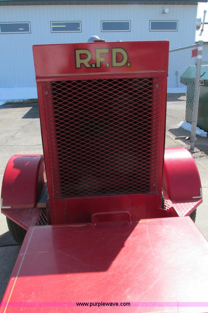 image for item E5066 Twin Coach trailer mounted pump unit