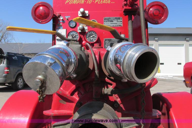 image for item E5066 Twin Coach trailer mounted pump unit