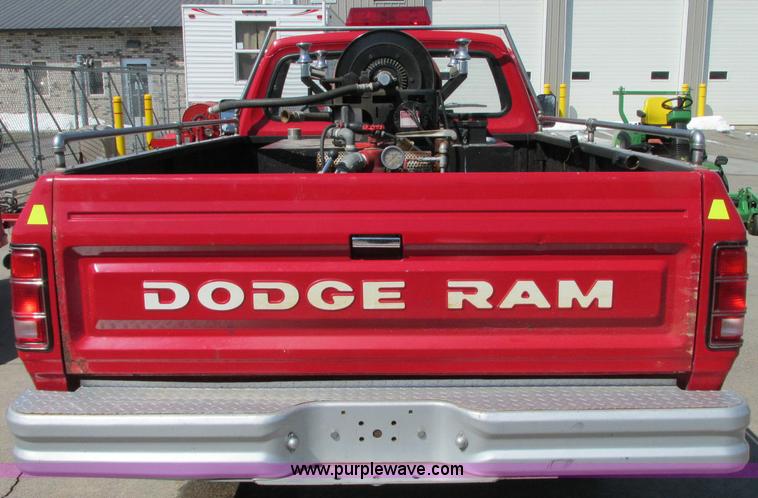 image for item E5068 1983 Dodge Power Ram 250 Custom pickup truck
