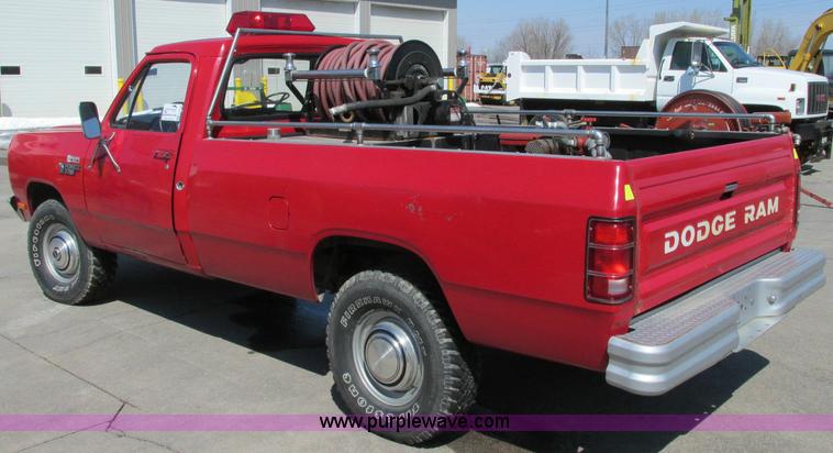 image for item E5068 1983 Dodge Power Ram 250 Custom pickup truck