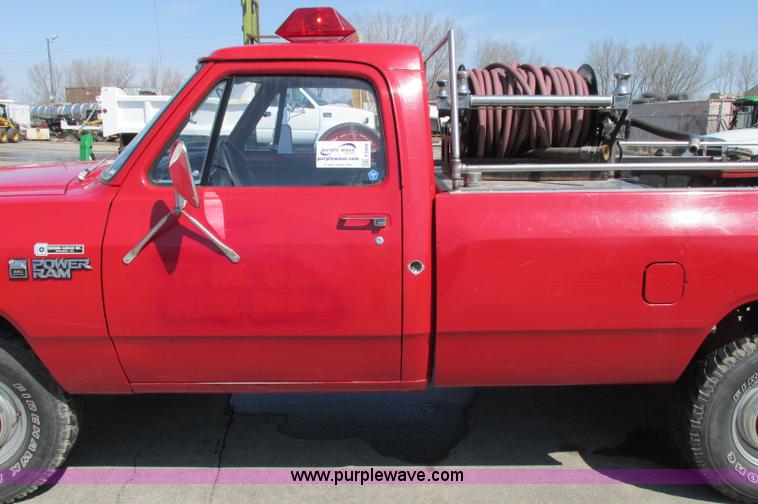 image for item E5068 1983 Dodge Power Ram 250 Custom pickup truck