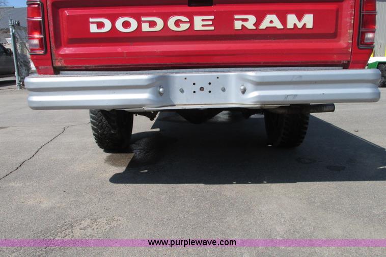 image for item E5068 1983 Dodge Power Ram 250 Custom pickup truck
