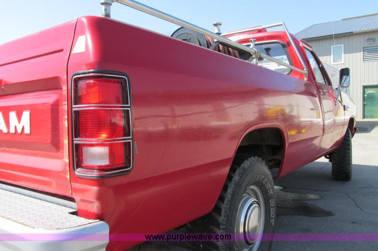 image for item E5068 1983 Dodge Power Ram 250 Custom pickup truck
