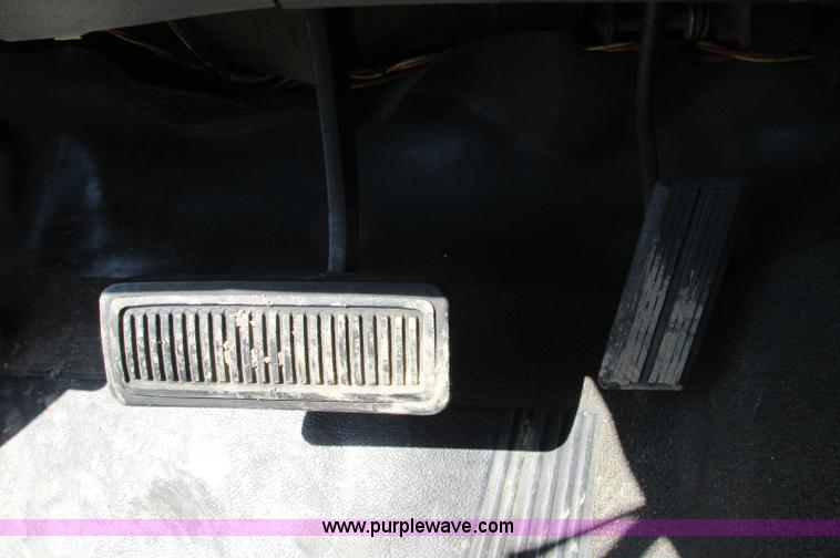 image for item E5068 1983 Dodge Power Ram 250 Custom pickup truck