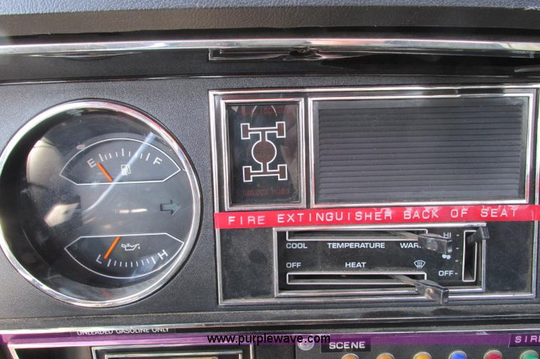 image for item E5068 1983 Dodge Power Ram 250 Custom pickup truck