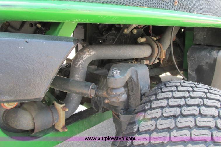 image for item E5069 John Deere 1445 mower