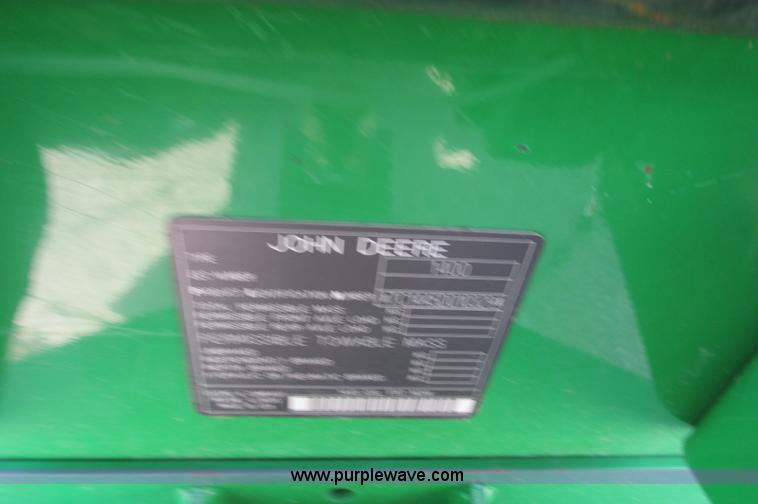 image for item E5069 John Deere 1445 mower