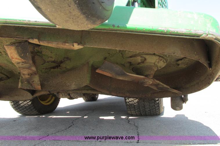 image for item E5069 John Deere 1445 mower