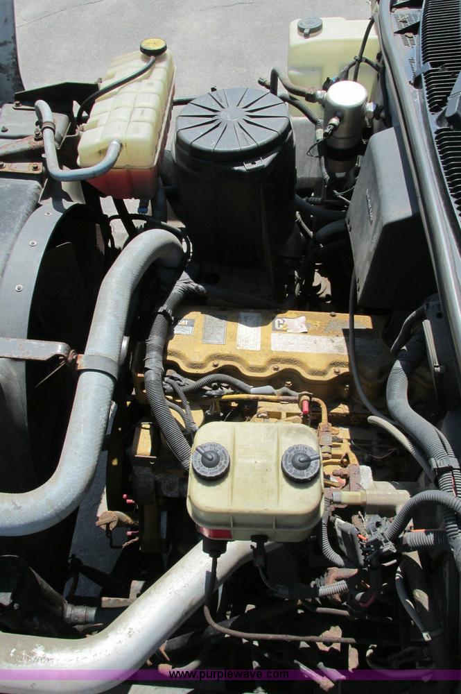 image for item E5071 2000 GMC C7500 dump truck