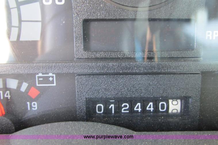 image for item E5071 2000 GMC C7500 dump truck