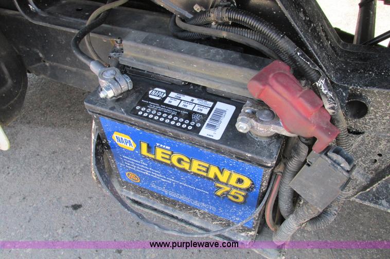 image for item E5072 1999 Mitsubishi minicab truck with dump bed