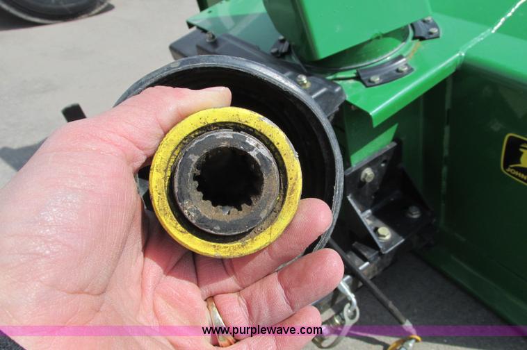 image for item E5075 John Deere 47" snow blower