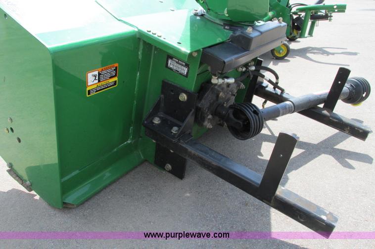 image for item E5075 John Deere 47" snow blower