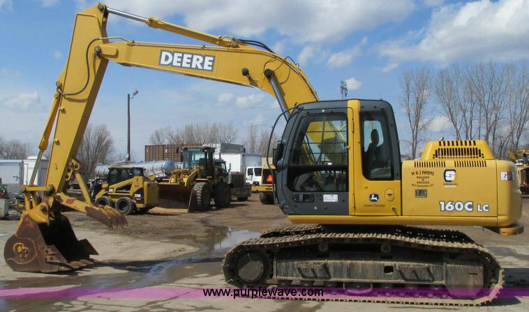 image for item E5076 2005 John Deere 160C LC excavator