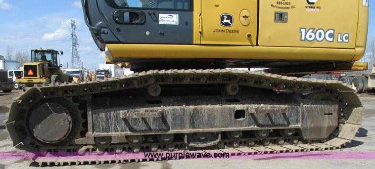 image for item E5076 2005 John Deere 160C LC excavator