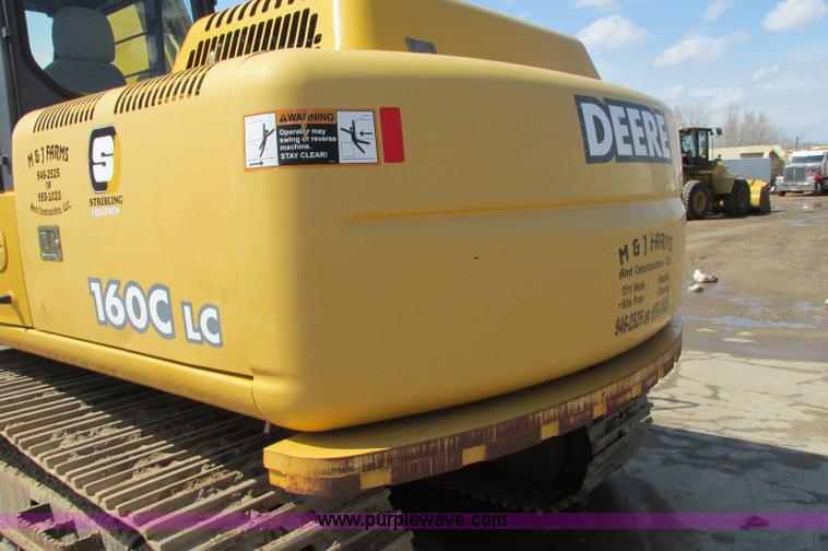 image for item E5076 2005 John Deere 160C LC excavator
