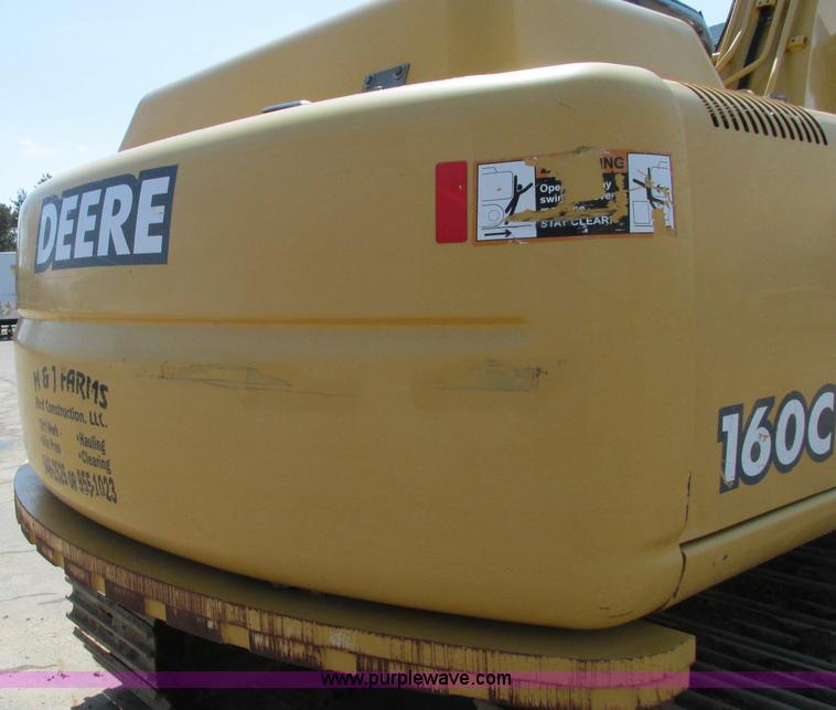 image for item E5076 2005 John Deere 160C LC excavator