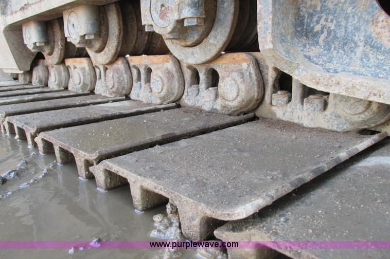 image for item E5076 2005 John Deere 160C LC excavator