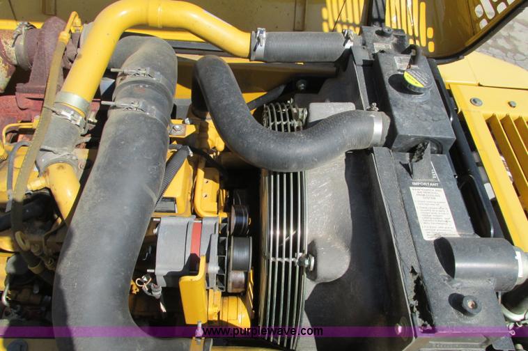 image for item E5076 2005 John Deere 160C LC excavator