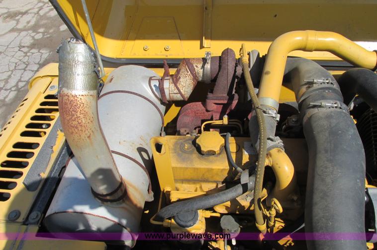 image for item E5076 2005 John Deere 160C LC excavator