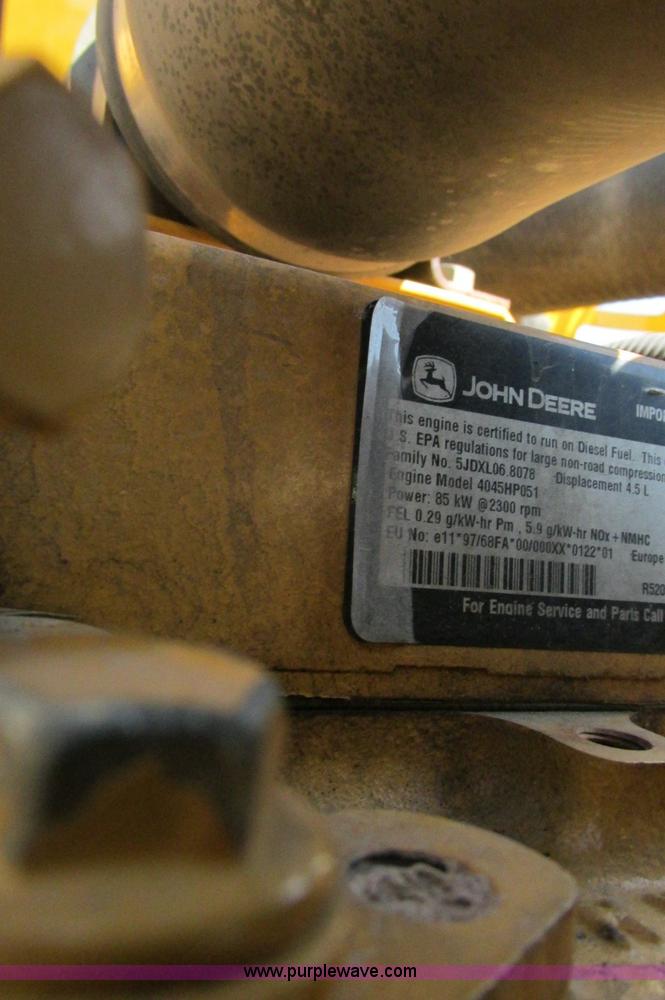 image for item E5076 2005 John Deere 160C LC excavator