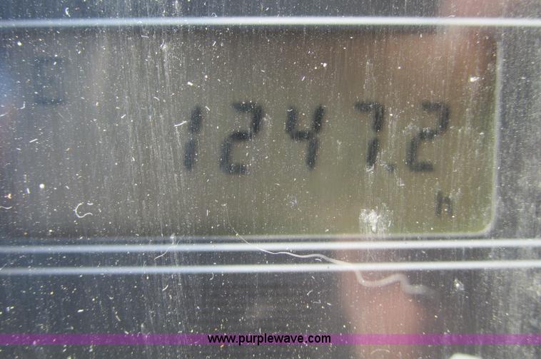 image for item E5076 2005 John Deere 160C LC excavator