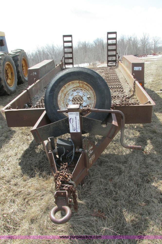 image for item E5082 1992 Felling tandem axle trailer