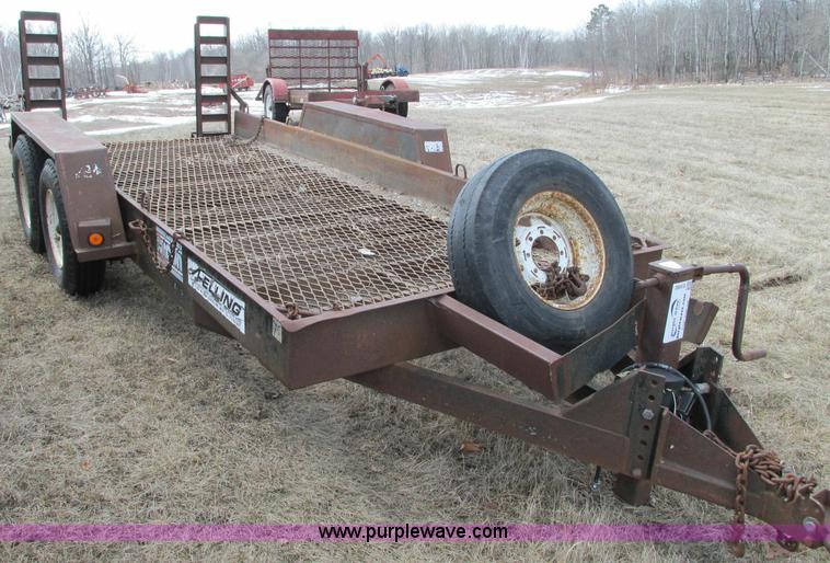 image for item E5082 1992 Felling tandem axle trailer