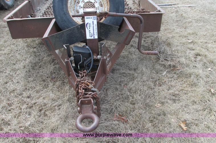 image for item E5082 1992 Felling tandem axle trailer