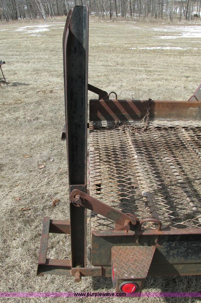 image for item E5082 1992 Felling tandem axle trailer