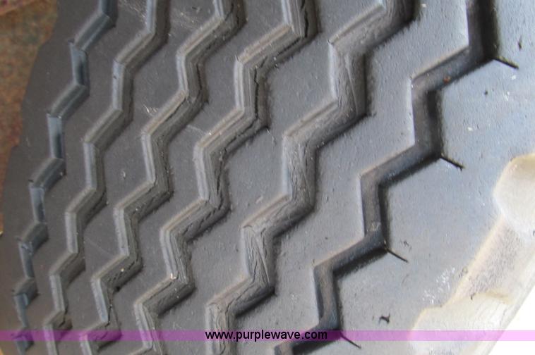 image for item E5082 1992 Felling tandem axle trailer