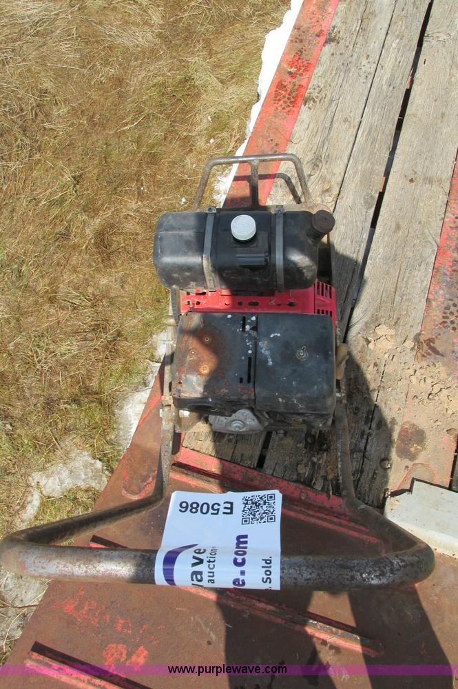 image for item E5086 Ingersoll Rand plate compactor