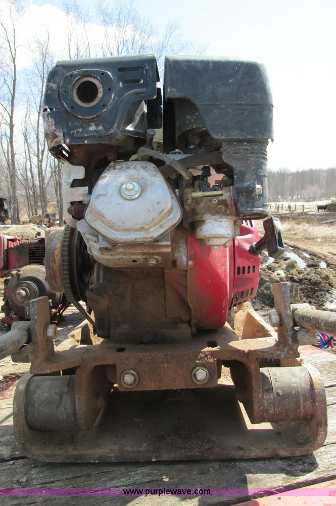 image for item E5088 Ingersoll Rand plate compactor