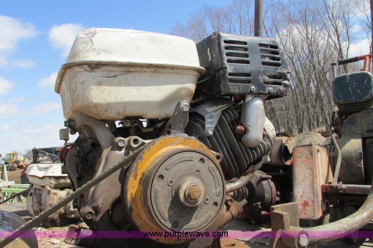 image for item E5088 Ingersoll Rand plate compactor