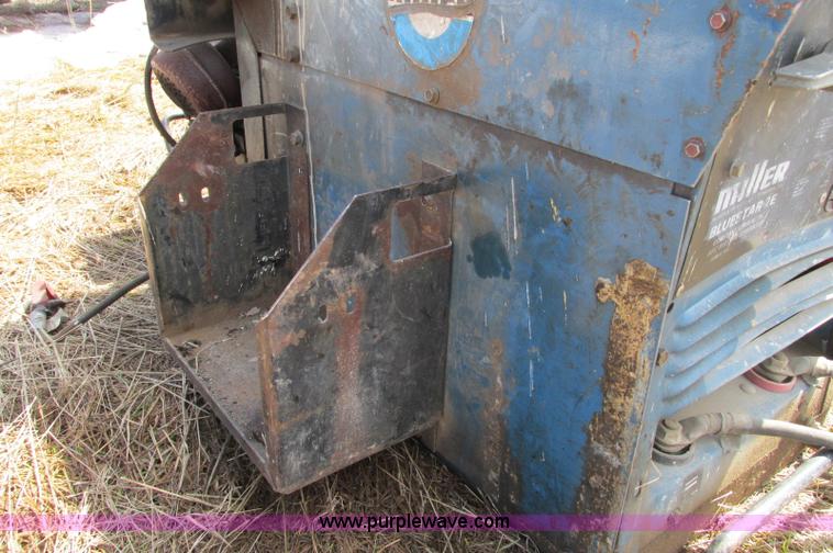 image for item E5099 Miller BlueStar 2E constant current DC arc welder